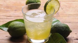 How to juice a lime without a juicer