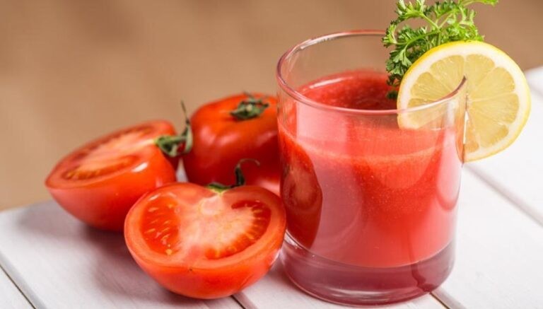 HOW TO MAKE TOMATO JUICE IN A JUICER OR BLENDER?
