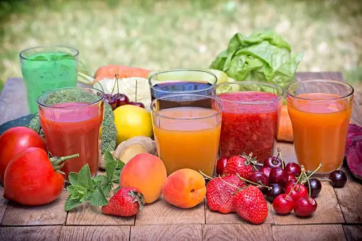 Is There A Big Difference Between Juicing And Smoothies?